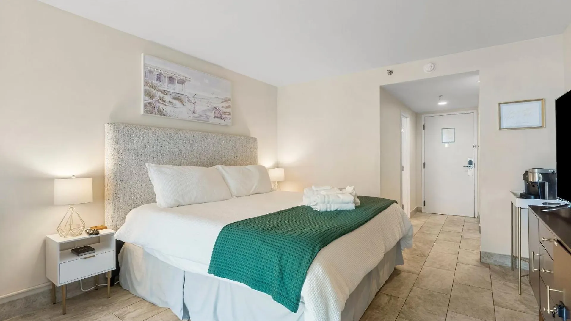 Sandestin Bayfront Studio With Balcony And Breathtaking Views Destin