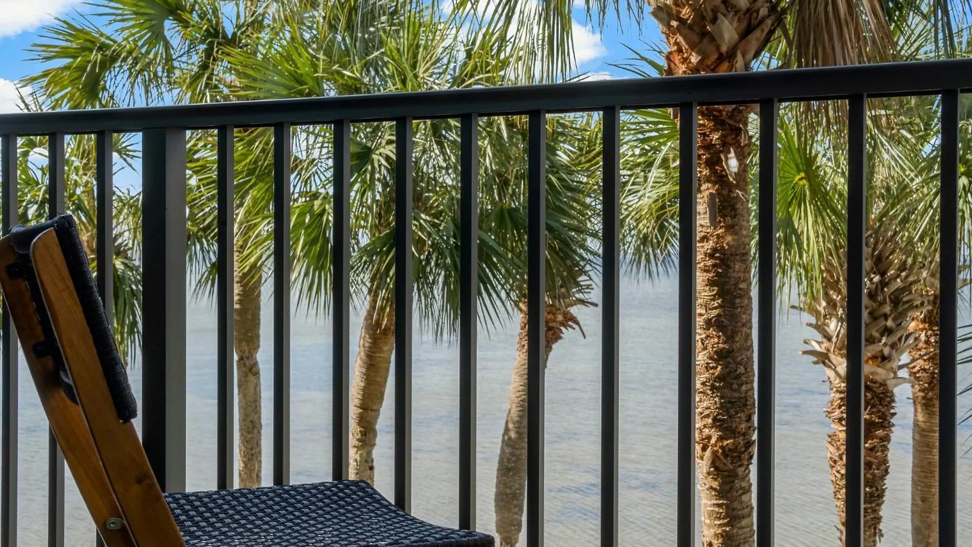 Apartment Sandestin Bayfront Studio With Balcony And Breathtaking Views